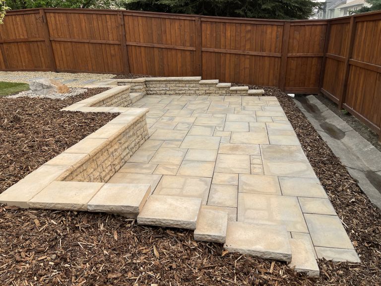 Paver patio 8 768x576