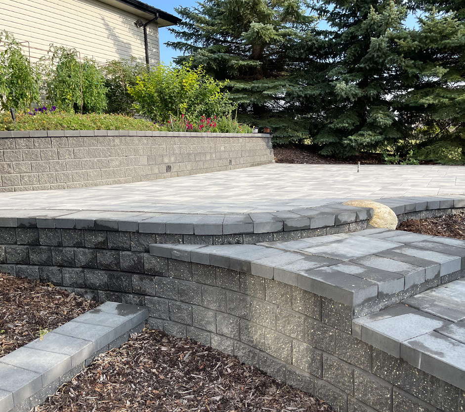 Retaining wall main